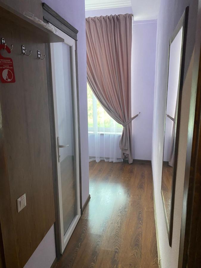 Grand Hotel Mohyliv-Podilskyi Esterno foto