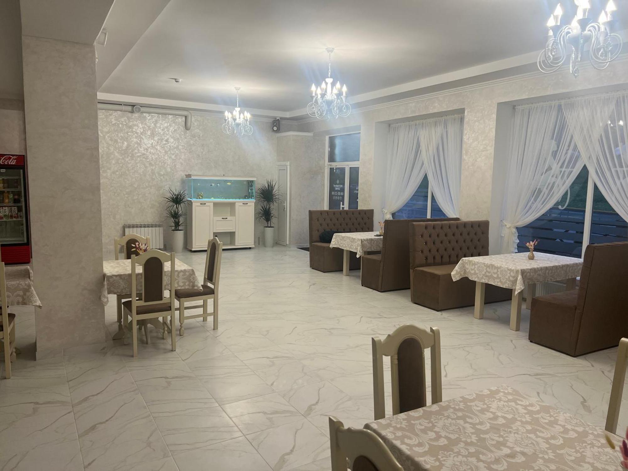 Grand Hotel Mohyliv-Podilskyi Esterno foto