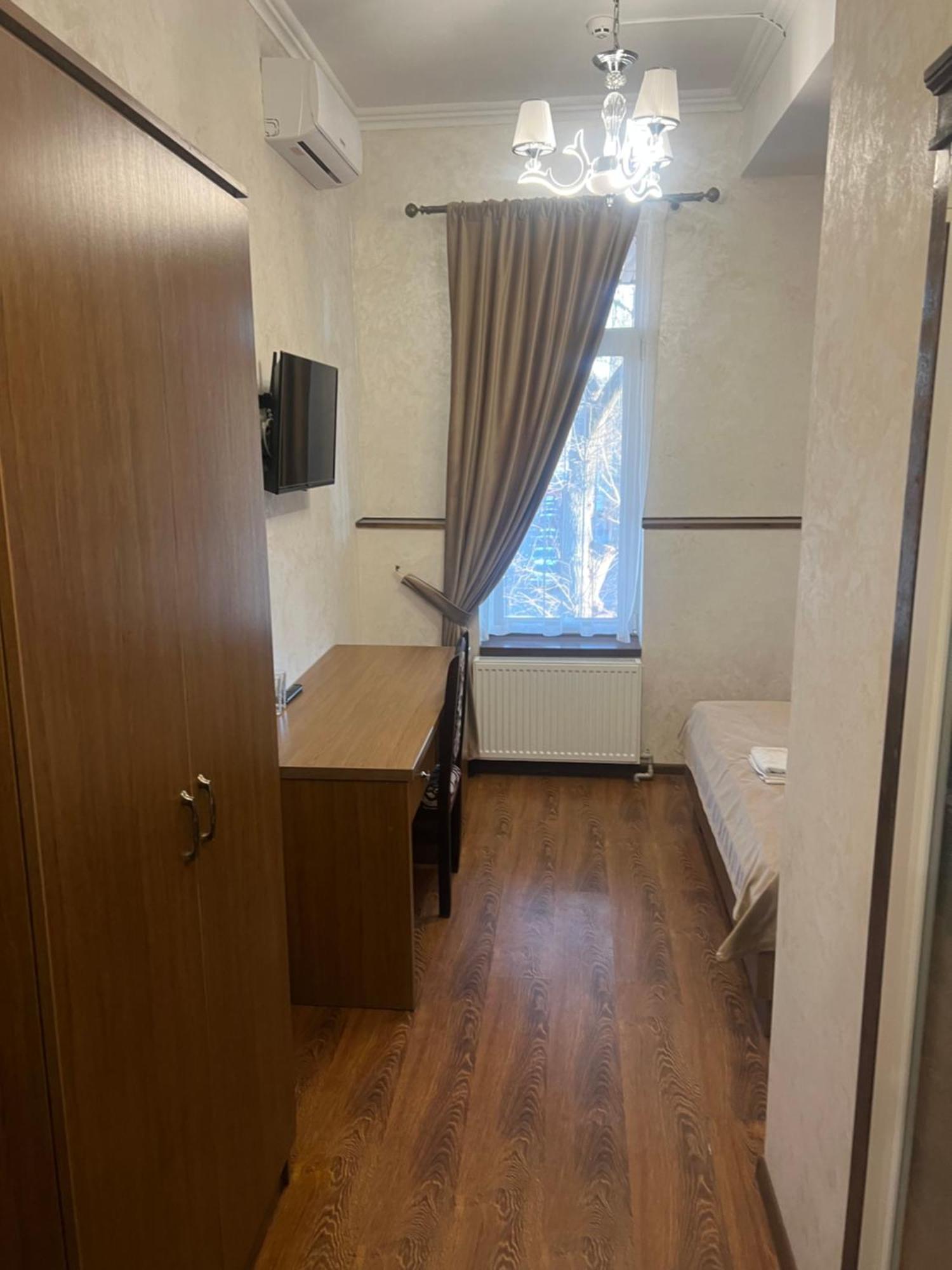 Grand Hotel Mohyliv-Podilskyi Esterno foto