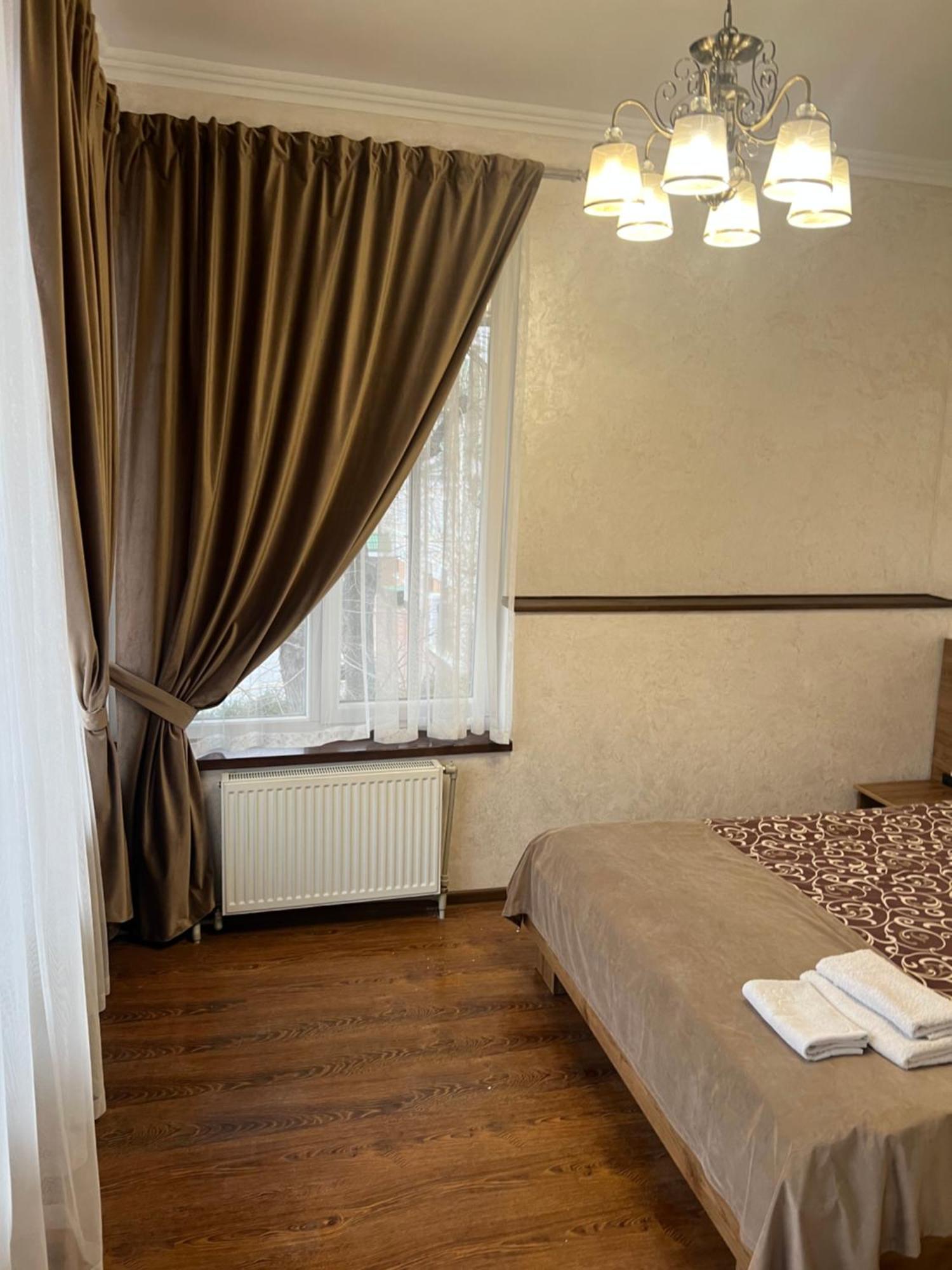Grand Hotel Mohyliv-Podilskyi Esterno foto